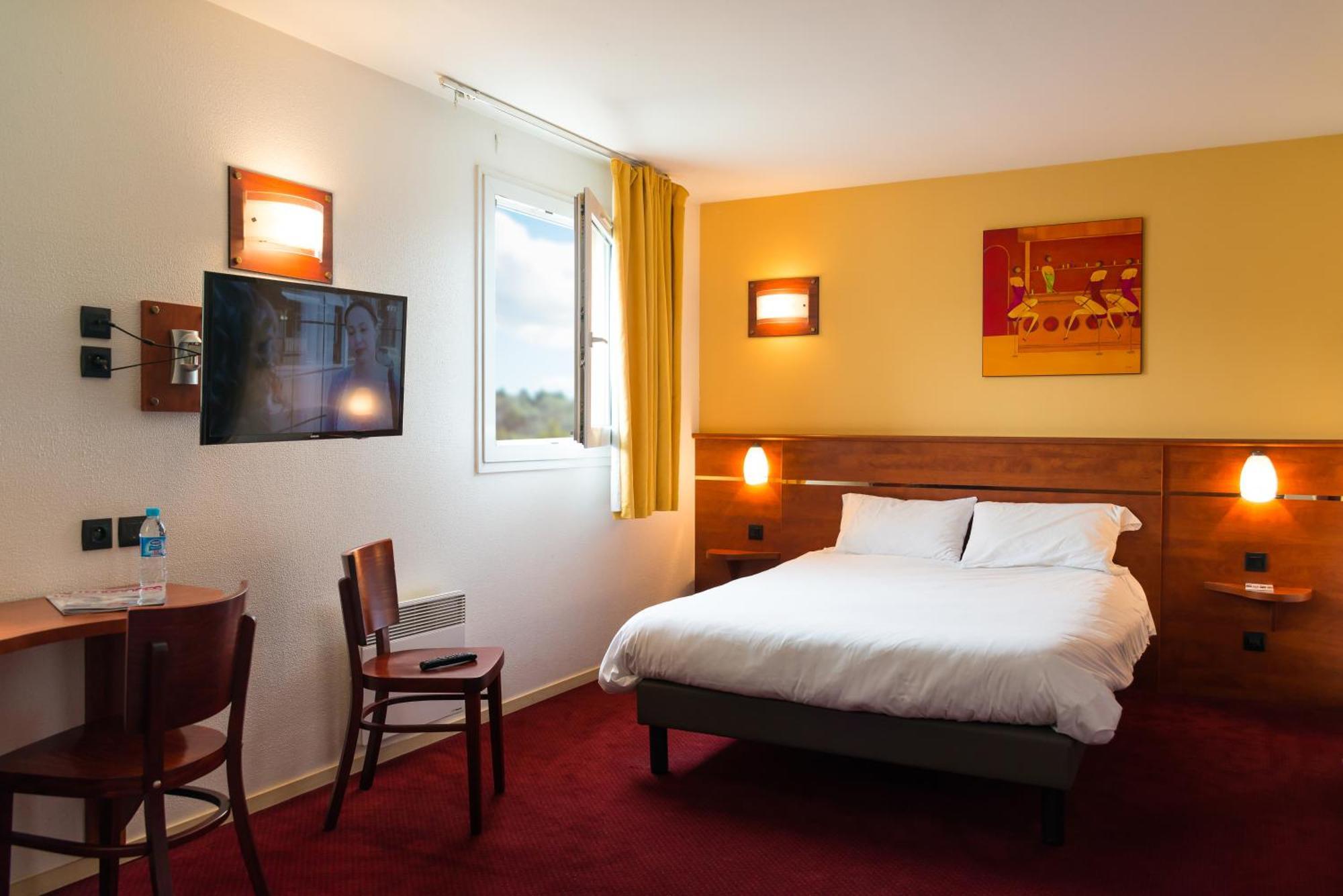 Brit Hotel Rennes Cesson Exterior foto